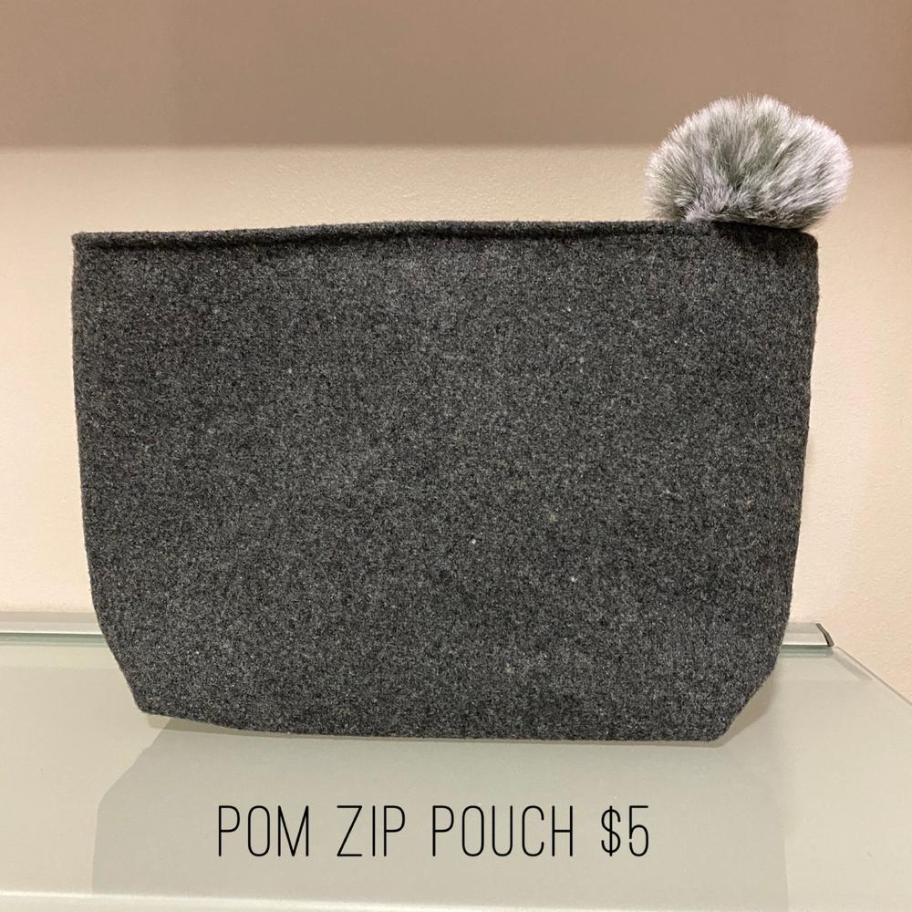 Small Pom Zip Pouch