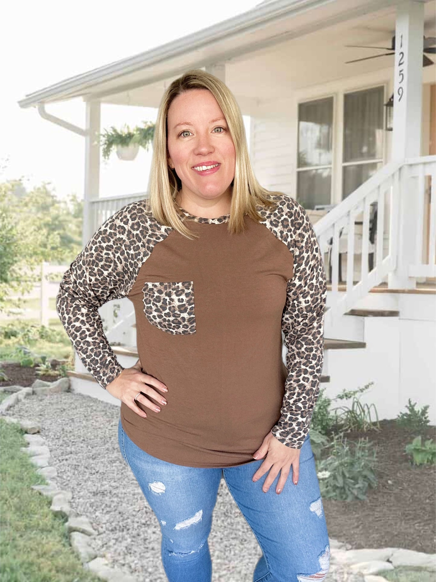 Leopard Raglan Sleeve Top - Mocha