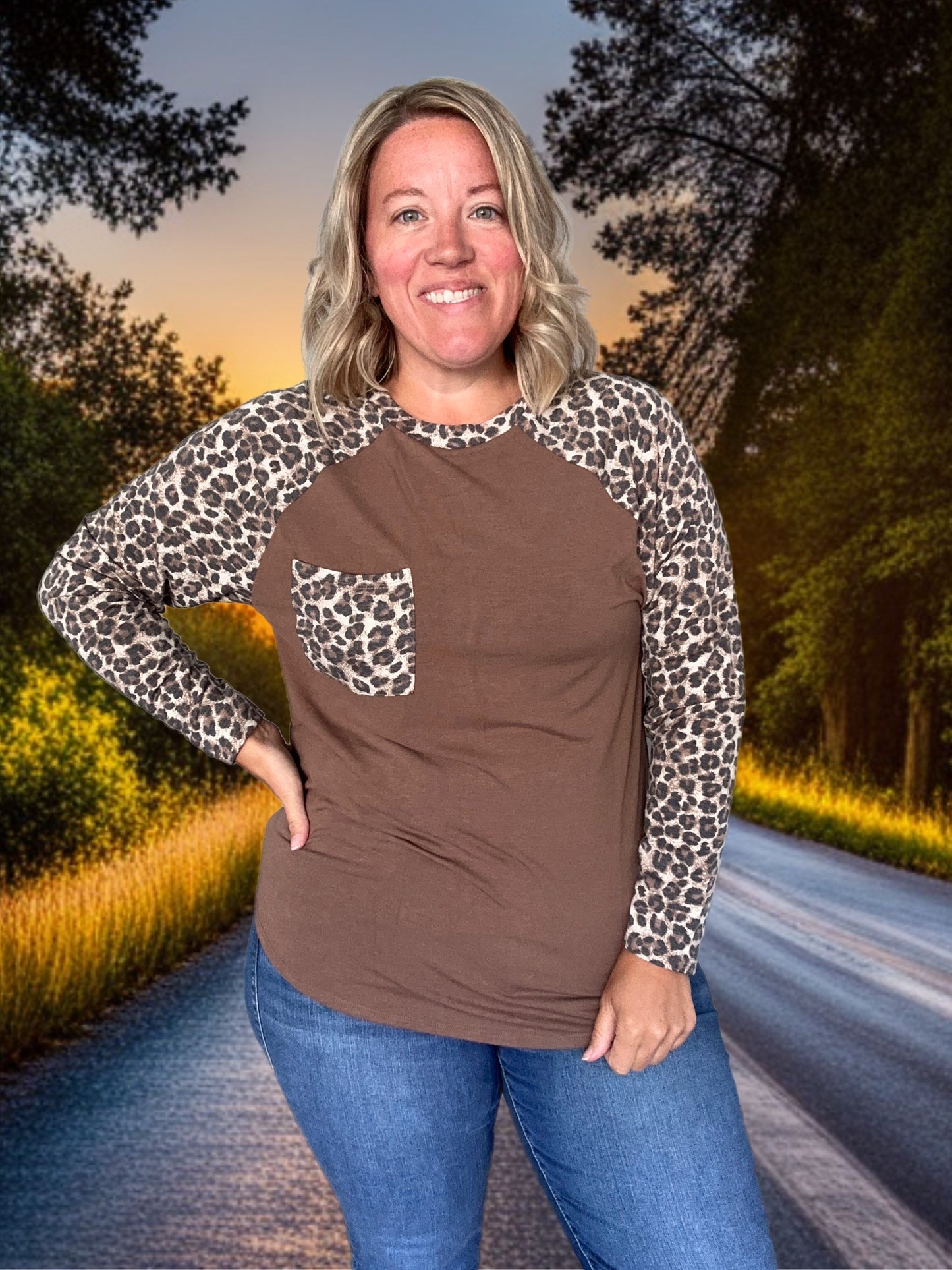 Leopard Raglan Sleeve Top - Mocha