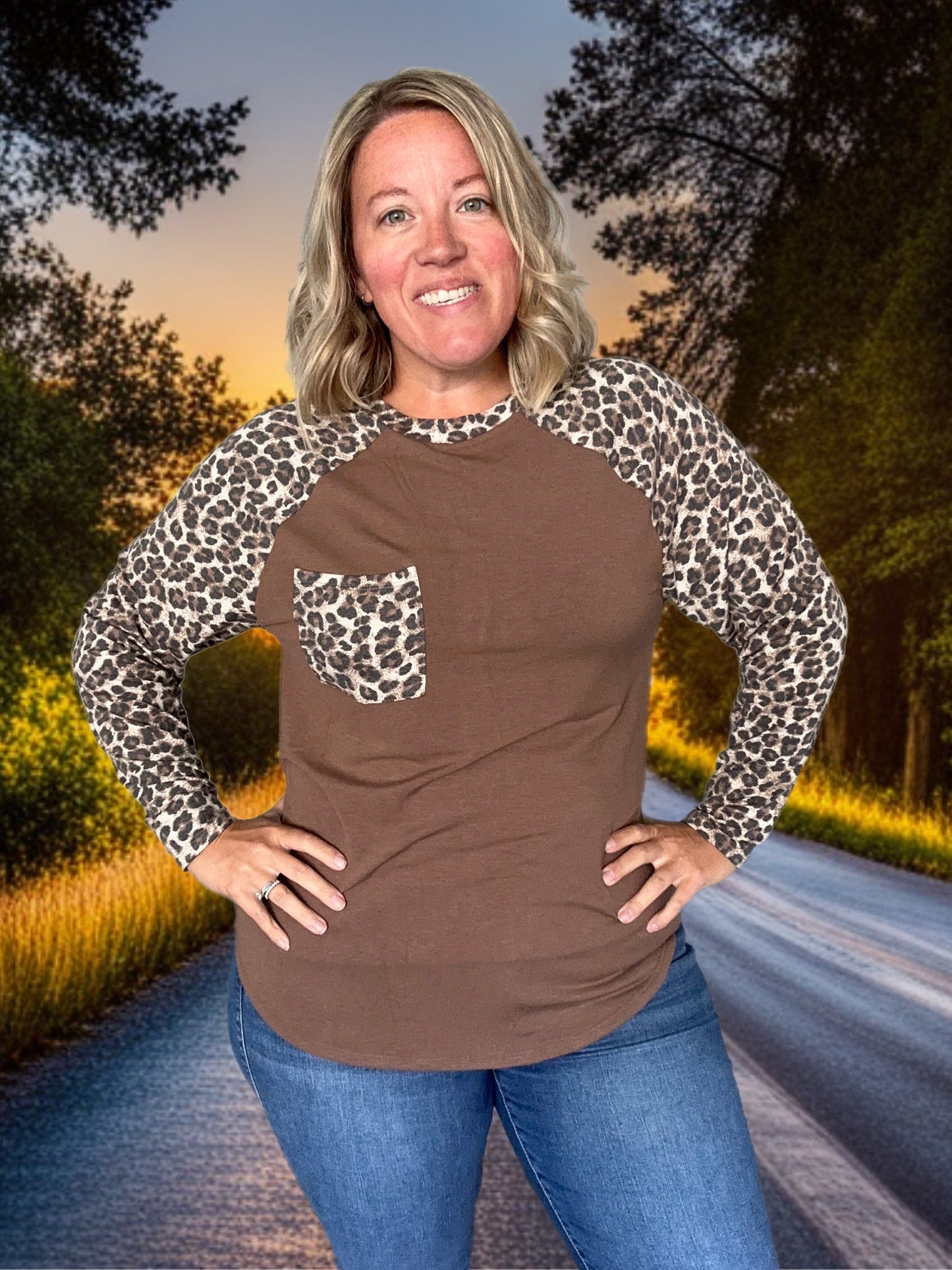 Leopard Raglan Sleeve Top - Mocha