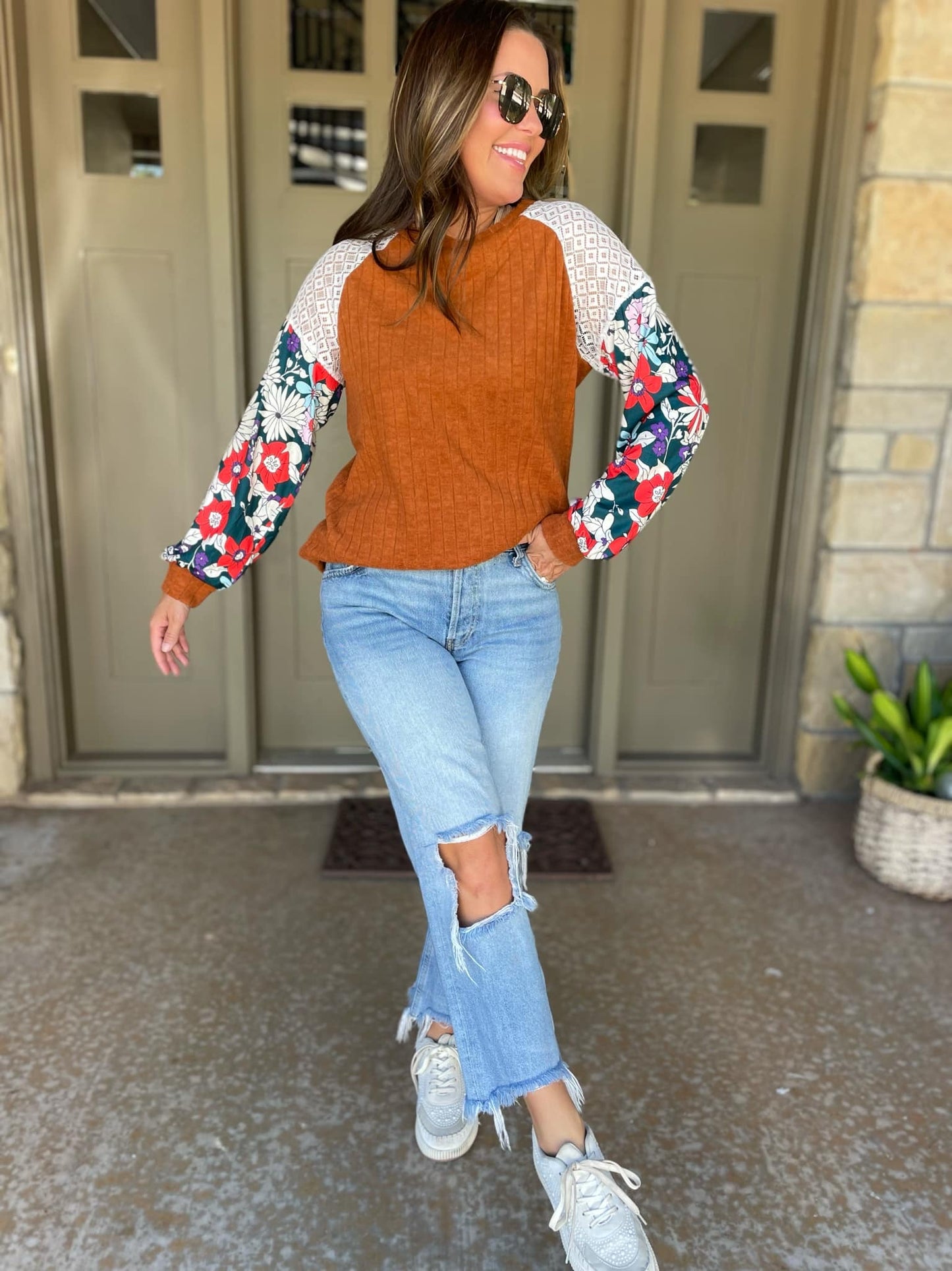 Printed Round Neck Lace Long Sleeve Top