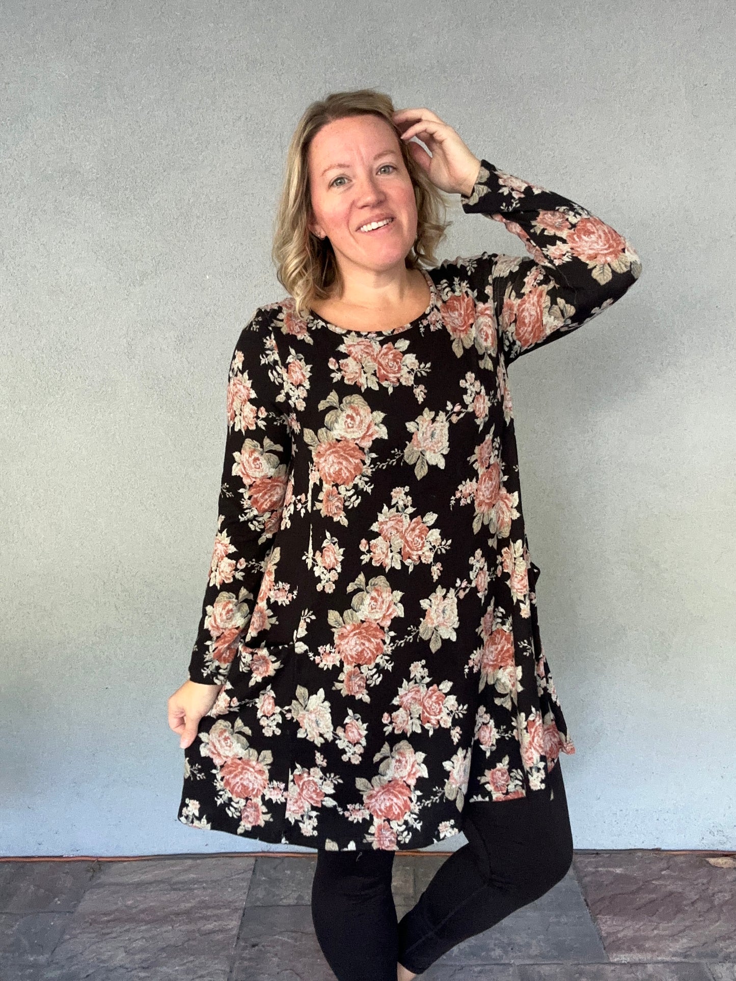 Hacci Floral Knit Tunic Dress with Pockets