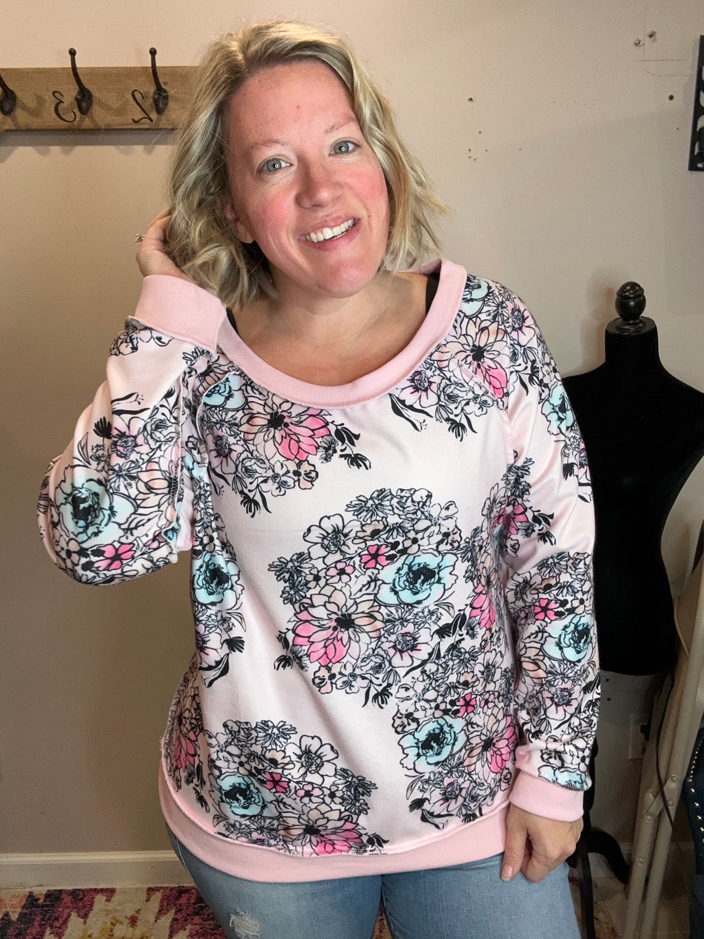 Floral Exposed Seam Pullover - LARGE