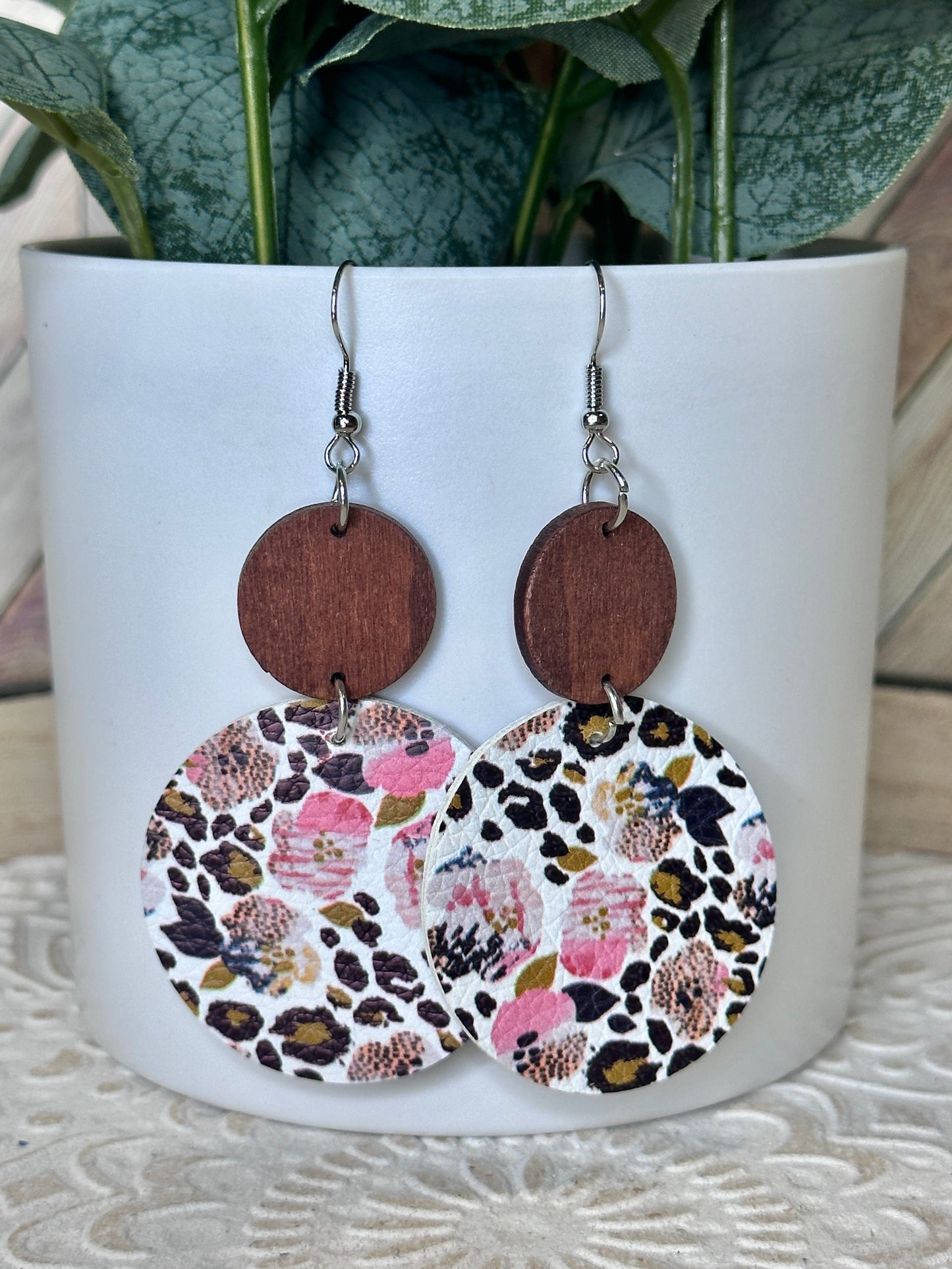 Light pink floral Round Drop Earring