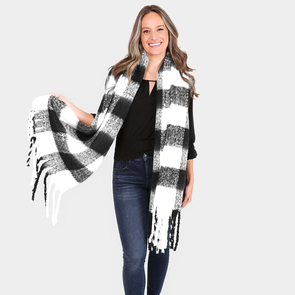 Black Plaid Tassel Scarf