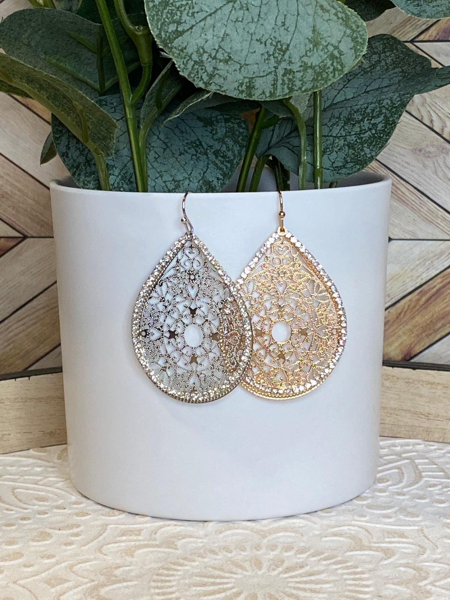 Filagree teardrop Earrings